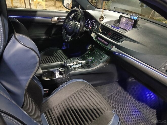 Lexus CT 200h 2015, 171,400 km - 1.8 l - Şirvan