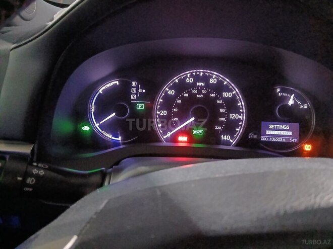 Lexus CT 200h 2015, 171,400 km - 1.8 l - Şirvan