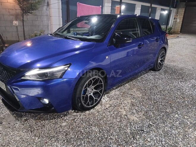 Lexus CT 200h 2015, 171,400 km - 1.8 l - Şirvan