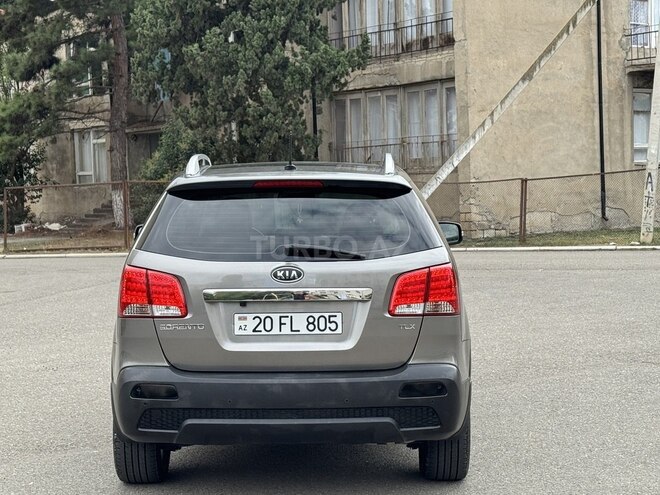 Kia Sorento 2011, 207,000 km - 2.0 l - Gəncə