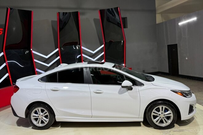 Chevrolet Cruze 2018, 233,000 km - 1.4 л - Sumqayıt