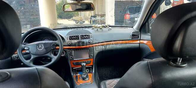 Mercedes E 220 2006, 371,000 km - 2.2 l - Xırdalan