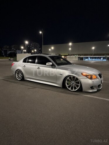 BMW 520 2009, 270,000 km - 2.0 l - Bakı