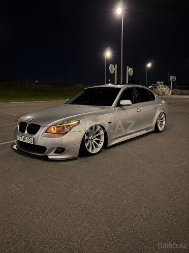 BMW 520 2009, 270,000 km - 2.0 l - Bakı