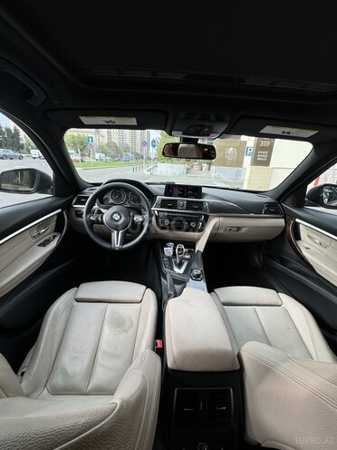 BMW 330 2016, 135,000 km - 2.0 л - Bakı