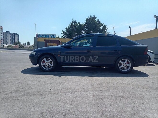 Opel Vectra 1998, 250,000 km - 2.0 л - Sumqayıt
