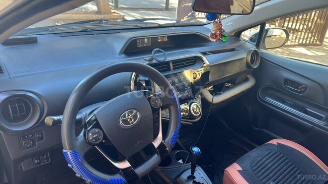 Toyota Aqua 2020, 110,000 km - 1.5 л - Bakı