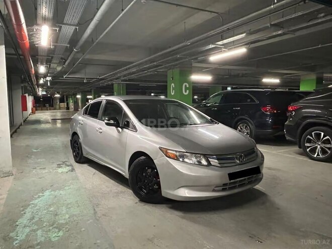 Honda Civic 2011, 335,000 km - 1.5 л - Bakı