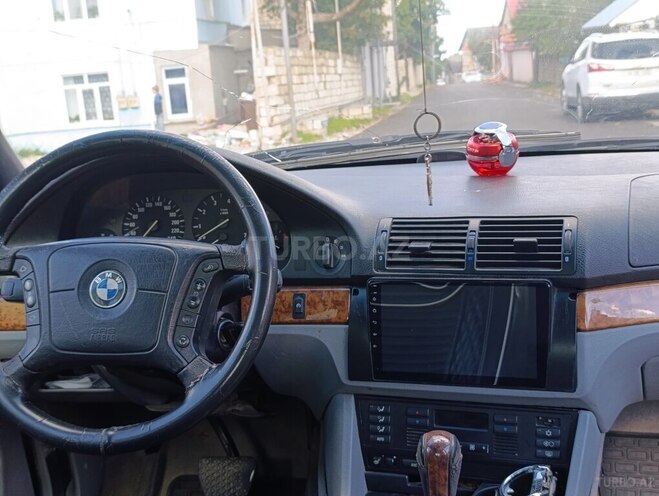 BMW 528 1997, 370,000 km - 2.8 л - Qusar