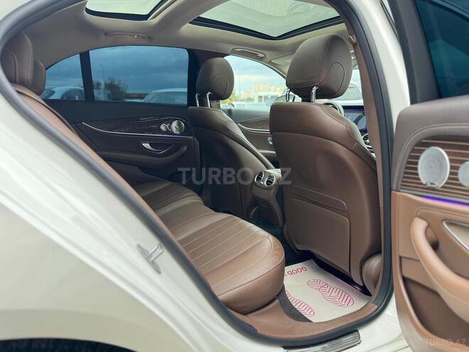 Mercedes E 300 4MATIC 2018, 156,000 km - 2.0 л - Bakı