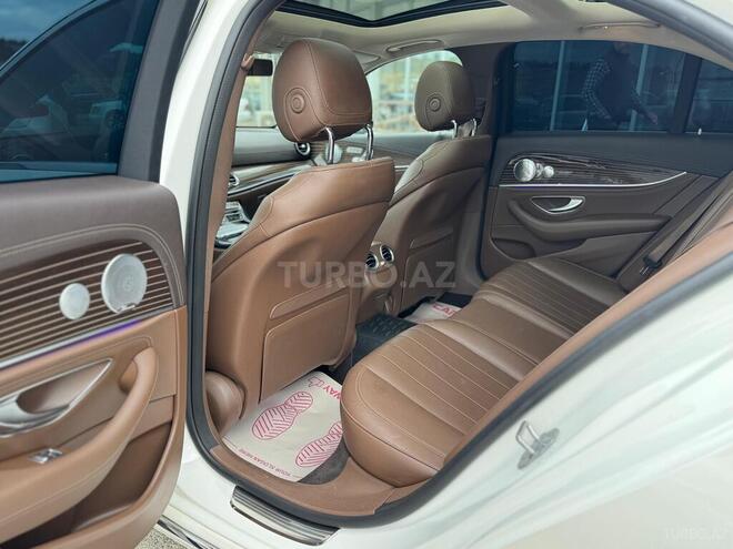 Mercedes E 300 4MATIC 2018, 156,000 km - 2.0 л - Bakı
