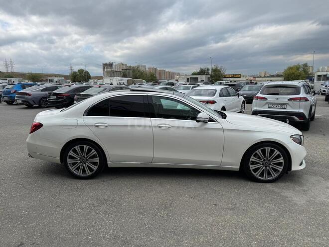 Mercedes E 300 4MATIC 2018, 156,000 km - 2.0 л - Bakı