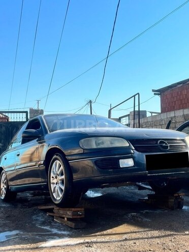 Opel Omega 1995, 300,000 km - 2.0 l - Sumqayıt
