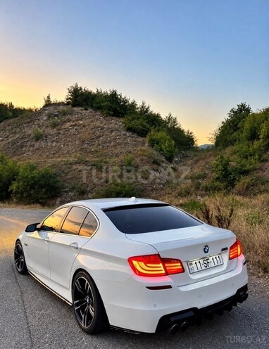 BMW 528 2014, 300,000 km - 2.0 l - Beyləqan