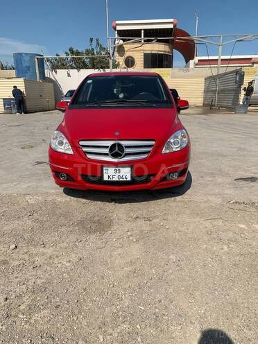 Mercedes B 180 2009, 142,000 km - 1.7 l - Bakı