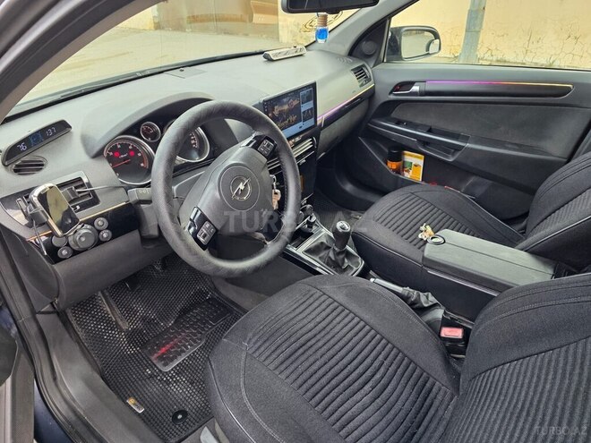 Opel Astra 2006, 256,000 km - 1.3 l - Bakı