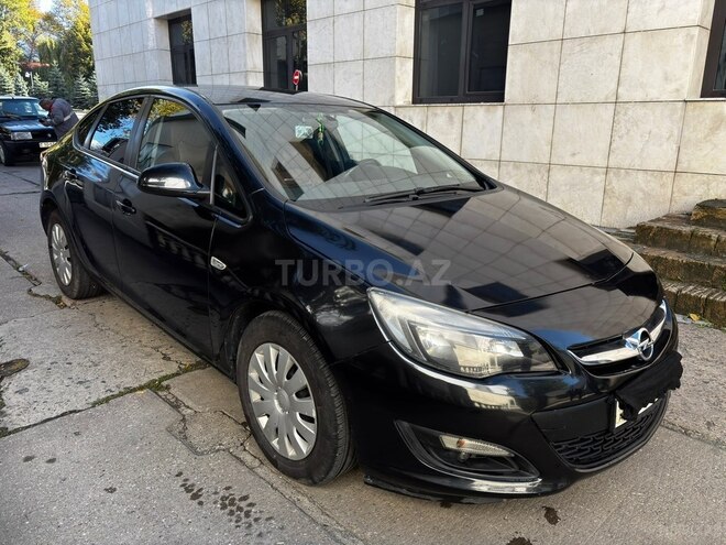 Opel Astra 2015, 169,602 km - 1.4 л - Qəbələ