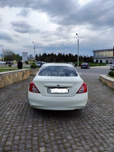 Nissan Sunny 2013, 230,000 km - 1.5 л - Şəmkir
