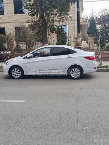 Hyundai Accent 2019, 165,000 km - 1.4 л - Gəncə