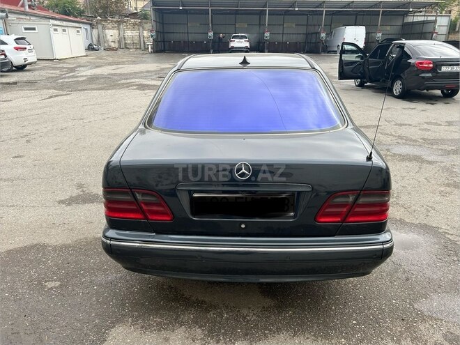 Mercedes E 270 2000, 400,000 km - 2.7 л - Bakı