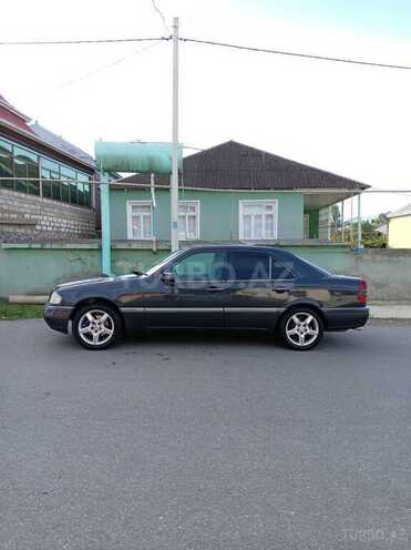 Mercedes C 180 1996, 318,000 km - 1.8 l - Qazax