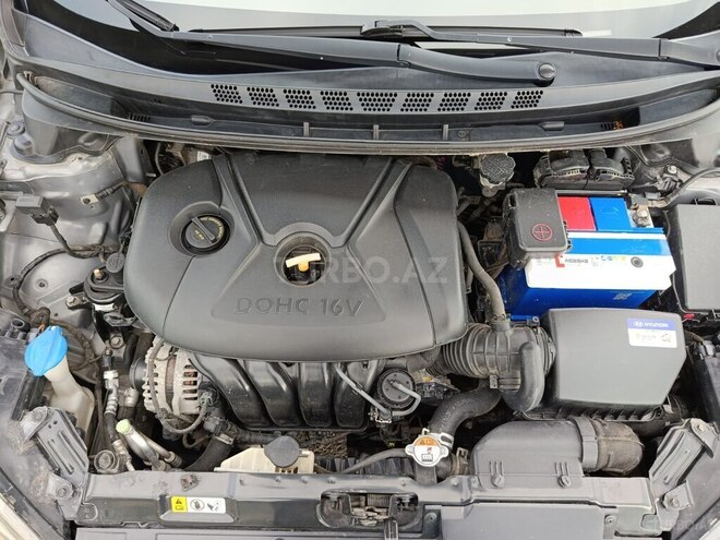 Hyundai Elantra 2015, 304,971 km - 1.8 l - Bakı