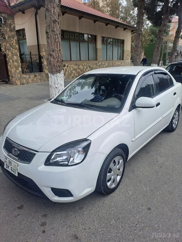 Kia Rio 2011, 259,000 km - 1.4 l - Sumqayıt