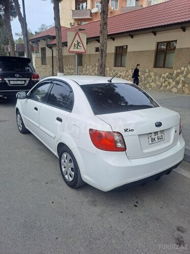 Kia Rio 2011, 259,000 km - 1.4 l - Sumqayıt