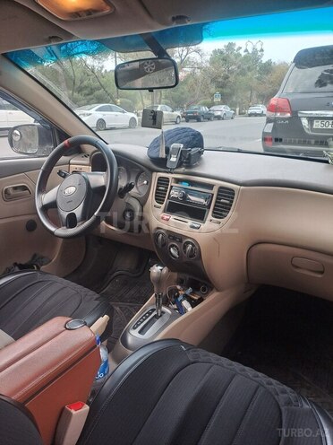 Kia Rio 2011, 259,000 km - 1.4 l - Sumqayıt