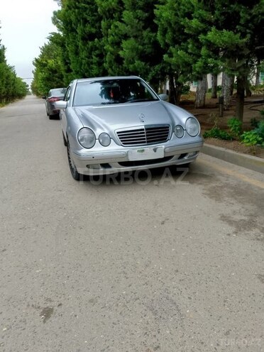 Mercedes E 320 2000, 303,000 km - 3.2 л - Ağcabədi