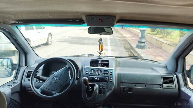Mercedes  1998, 560,000 km - 2.3 l - Sabirabad