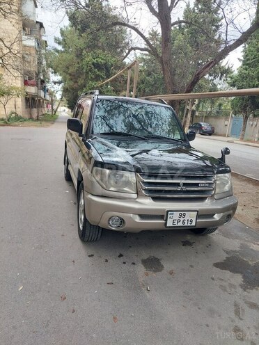 Mitsubishi Pajero io 2001, 307,000 km - 2.0 л - Bakı