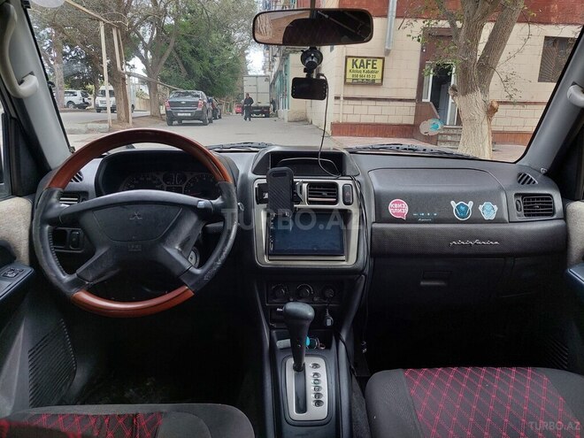 Mitsubishi Pajero io 2001, 307,000 km - 2.0 л - Bakı