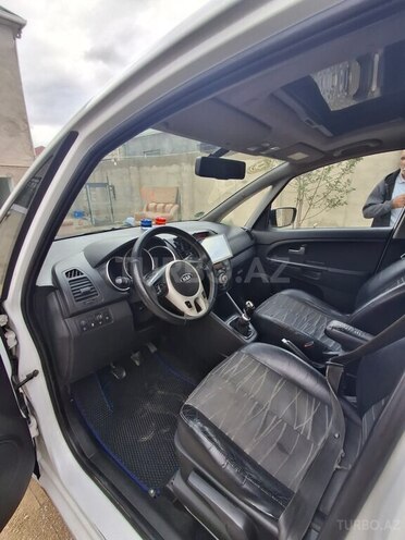 Kia  2011, 405,000 km - 1.6 l - Bakı