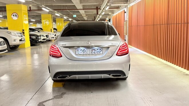 Mercedes C 300 4MATIC 2015, 173,356 km - 2.0 л - Gəncə