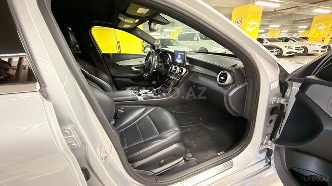 Mercedes C 300 4MATIC 2015, 173,356 km - 2.0 л - Gəncə