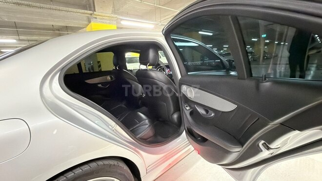 Mercedes C 300 4MATIC 2015, 173,356 km - 2.0 л - Gəncə