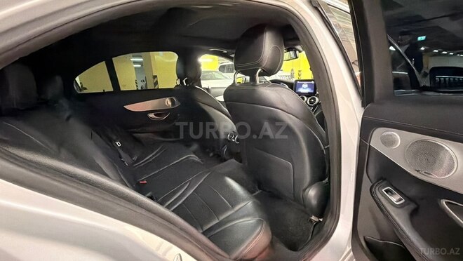 Mercedes C 300 4MATIC 2015, 173,356 km - 2.0 л - Gəncə