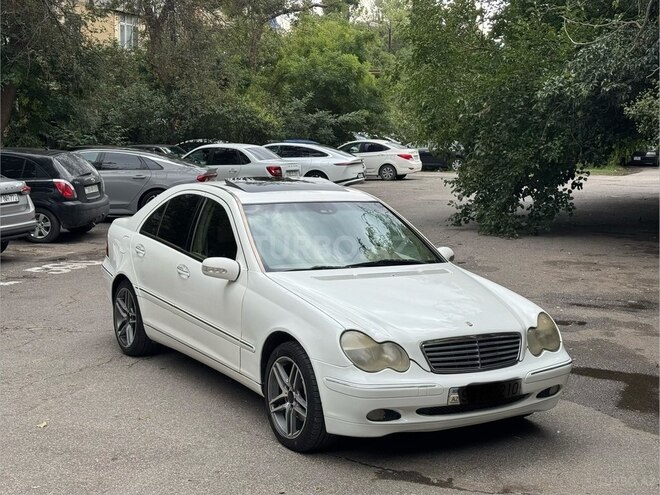 Mercedes C 240 2004, 284,848 km - 2.6 л - Bakı