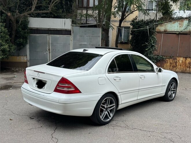 Mercedes C 240 2004, 284,848 km - 2.6 л - Bakı