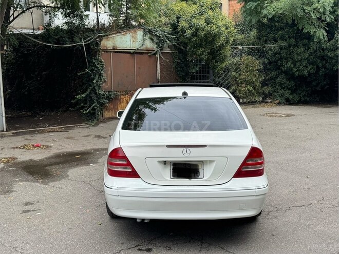 Mercedes C 240 2004, 284,848 km - 2.6 л - Bakı
