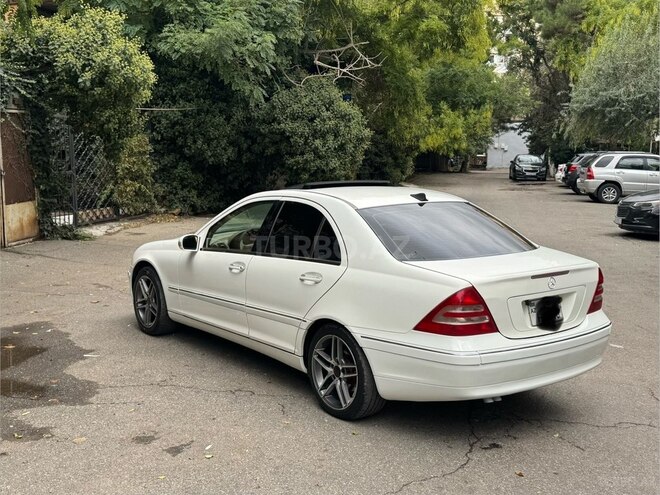 Mercedes C 240 2004, 284,848 km - 2.6 л - Bakı