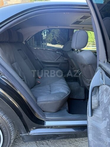 Mercedes E 320 2000, 360,000 km - 3.2 l - Qazax