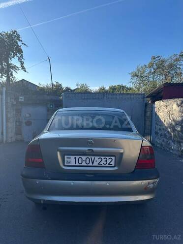 Opel Vectra 1997, 533,257 km - 2.0 l - Qax
