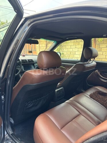 BMW 528 2000, 400,000 km - 2.8 l - Bakı