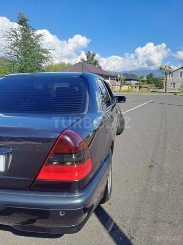 Mercedes C 200 1998, 300,000 km - 2.0 l - Zaqatala