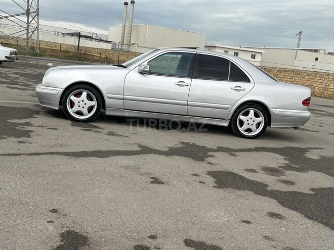 Mercedes E 240 1999, 412,123 km - 2.4 л - Bakı