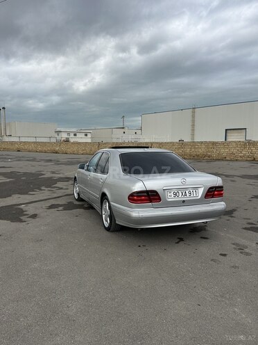 Mercedes E 240 1999, 412,123 km - 2.4 л - Bakı
