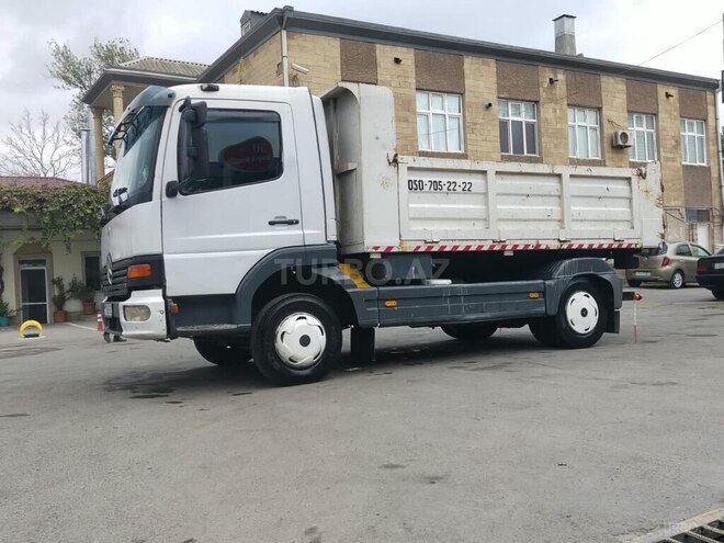 Mercedes Atego 818 2001, 450,000 km - 4.3 l - Bakı