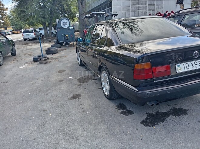 BMW 525 1992, 398,255 km - 2.5 л - Qax